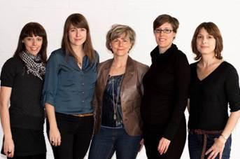 Marie-Andrée Labbé (Scénariste), Catherine Therrien (Réalisatrice), Christiane Asselin (Productrice), Claire Buffet ( Productrice déléguée), Caroline Mailloux (Scénariste)