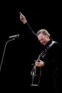 Neil Diamond Neil Diamond 21 juin 2012 - Rappel- Billets en vente 12 déc. à 10h