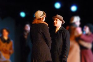 Nathan Lelièvre et Catherine Savoie dans Noël 1933