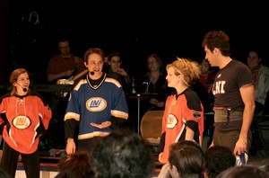 Jeu mixte dans une improvisation entre les bleus et les oranges de la LNI