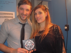 Olivier Beaulieu et Amélie Nault avec leur CD dans les mains