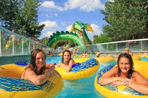 Le Village Vacances Valcartier en été. Le Village Vacances Valcartier en été.