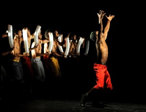 Les danseurs de la troupe de danse Kafig Les danseurs de la troupe de danse Kafig