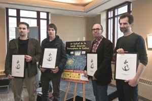 2e à gauche Fred Jourdain et à l'extrême droite Jean-Paul Eid sont accompagnés des représentants du magazine Safarir et de la maison d'édition Casterman. Absent sur la photo : le laurat Guy Delisle.