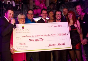 Notte Rosa Guyaume Arseneault, Ginette Dumont de la Fondation du cancer du sein du Québec, P-A Méthot, Fabio Monti, Peter Mcleod, Yannick Parent, Byron Mikaloff, France D'amours et Jonathan Roy.