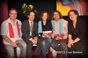 Carol Cassistat, directeur artistique du Théâtre du Gros Mécano, Me Yves Lacasse, de Jolicoeur Lacasse et président du C.A. des Gros Becs, Hélène Blanchard du Théâtre des Confettis, Sylvain Massé, Président du Théâtre Motus et président du Conseil Québécois du Théâtre et Louise Allaire, directrice générale et artistique des Gros Becs. Carol Cassistat, directeur artistique du Théâtre du Gros Mécano, Me Yves Lacasse, de Jolicoeur Lacasse et président du C.A. des Gros Becs, Hélène Blanchard du Théâtre des Confettis, Sylvain Massé, Président du Théâtre Motus et président du Conseil Québécois du Théâtre et Louise Allaire, directrice générale et artistique des Gros Becs.