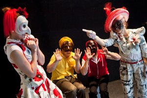 La Commedia dell'arte à Place Royale du 29 juin au 1er juillet!!! La Commedia dell'arte à Place Royale du 29 juin au 1er juillet!!!