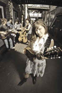 Isabeau et les chercheurs d'or Isabeau et les chercheurs d'or au Centre culturel Georges-Deschênes à Dégelis - jeudi 21 juin