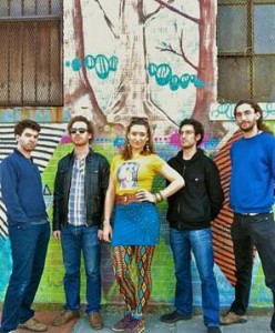 Sierra Carrere et son groupe Sierra &The Nomads