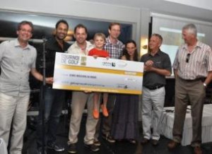 Photo: de gauche à droite: Pierre Girard (JMM), Charles Biddle Jr., Blaise Fortier, Mathieu Fortier, Agathe Meurisse (fondateurs JMM), Jacques Tardif (La Capitale groupe financier), François Laflamme (Optima Santé Globale) et le petit Edouard Rouleau! Photo: de gauche à droite: Pierre Girard (JMM), Charles Biddle Jr., Blaise Fortier, Mathieu Fortier, Agathe Meurisse (fondateurs JMM), Jacques Tardif (La Capitale groupe financier), François Laflamme (Optima Santé Globale) et le petit Edouard Rouleau!