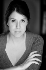 Véronique Pascal Véronique Pascal, comédienne, auteure et chanteuse, lauréate 2012 du Prix relève du CMCC