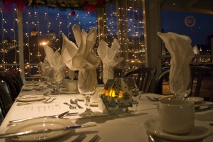 PARTYS DE NOËL SUR LE LOUIS JOLLIET PARTYS DE NOËL SUR LE LOUIS JOLLIET