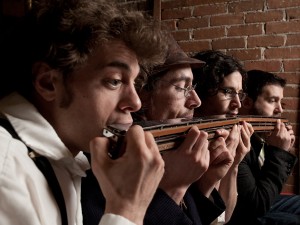 Le quatuor D'Harmo Le quatuor D'Harmo à L'Anglicane le 17 novembre prochain!