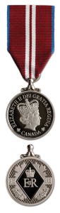 la médaille du jubilé de diamant de Sa majesté la Reine Elizabeth II la médaille du jubilé de diamant de Sa majesté la Reine Elizabeth II