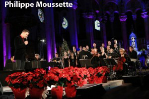 Jean-François Breau avec les musiciens et la chorale Extravaganza