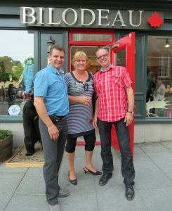  Mario Bilodeau, propriétaire, Pascale Moisan, directrice générale Coopérative du Quartier Petit Champlain et Marcel Laplante, co-propriétaire 
