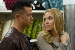 Joseph Gordon-Levitt et Scarlett Johansson dans Don Jon