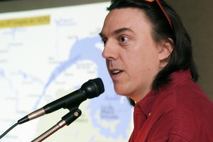 Éric Perron