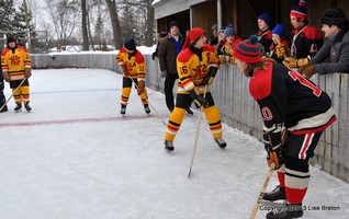 sur la patinoire