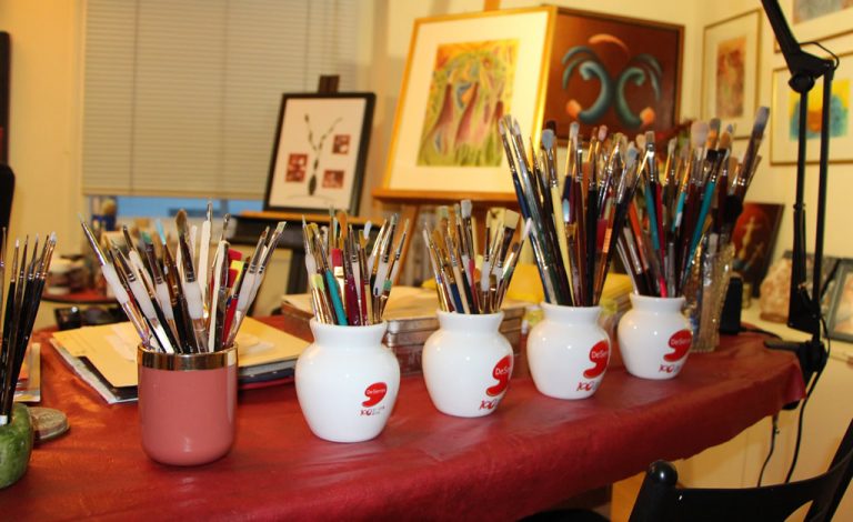 A la découverte de l&rsquo;atelier de UGA, instigatrice du Ugaïsme