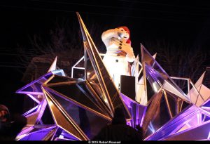 Bonhomme Carnaval au défilé de nuit de Charlesbourg