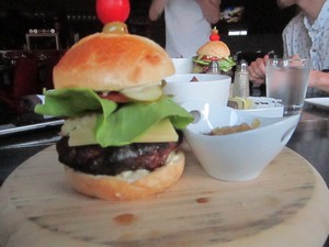 Burger de porc Nagano du Ginger