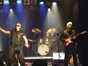 Chanteur, drummer et guitariste