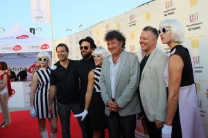 Les créateurs : Daniel Fortin, Jean-Guy Legault, Jean-Phi Goncalves, avec Robert Charlebois