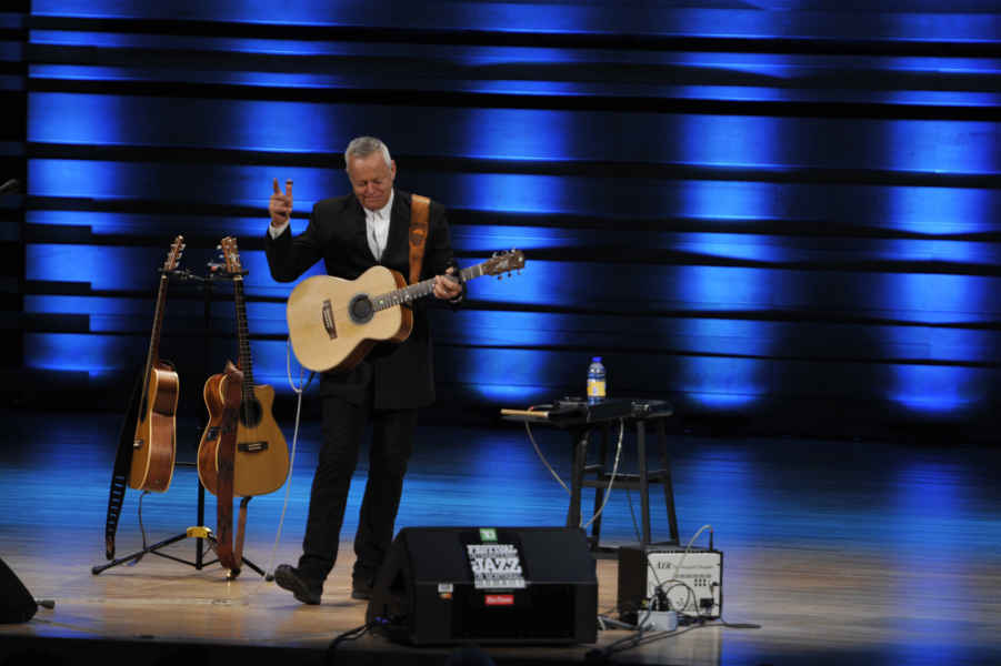 TOMMY EMMANUEL © Victor Diaz Lamich