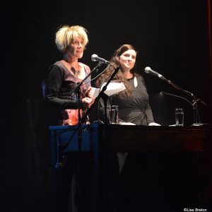 Diane Blanchet, directrice générale de diffusion culturelle de Lévis pour l’Anglicane et la Galerie Louise Carrier et Mireille Pouliot, la coordonnatrice aux arts de la scène pour la diffusion culturelle de Lévis.