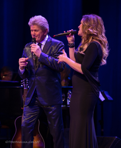 Peter Cetera et la chanteuse Tania Hanscheroff