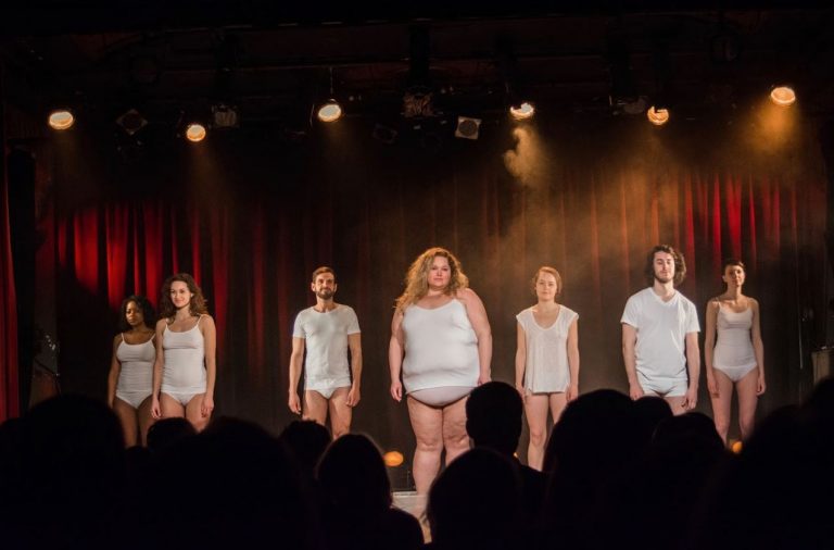 Cet endroit entre tes cuisses : un spectacle osé et audacieux