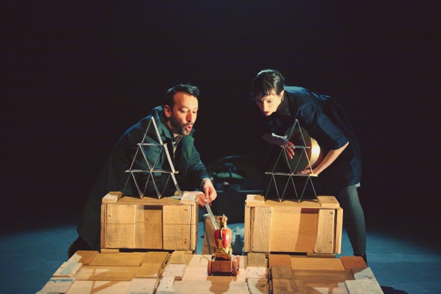 Le petit cercle de craie au Théâtre jeunesse Les Gros Becs