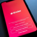 Tinder : les rencontres virtuelles au temps du coronavirus