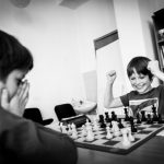 Pourquoi apprendre aux enfants à jouer aux échecs ?